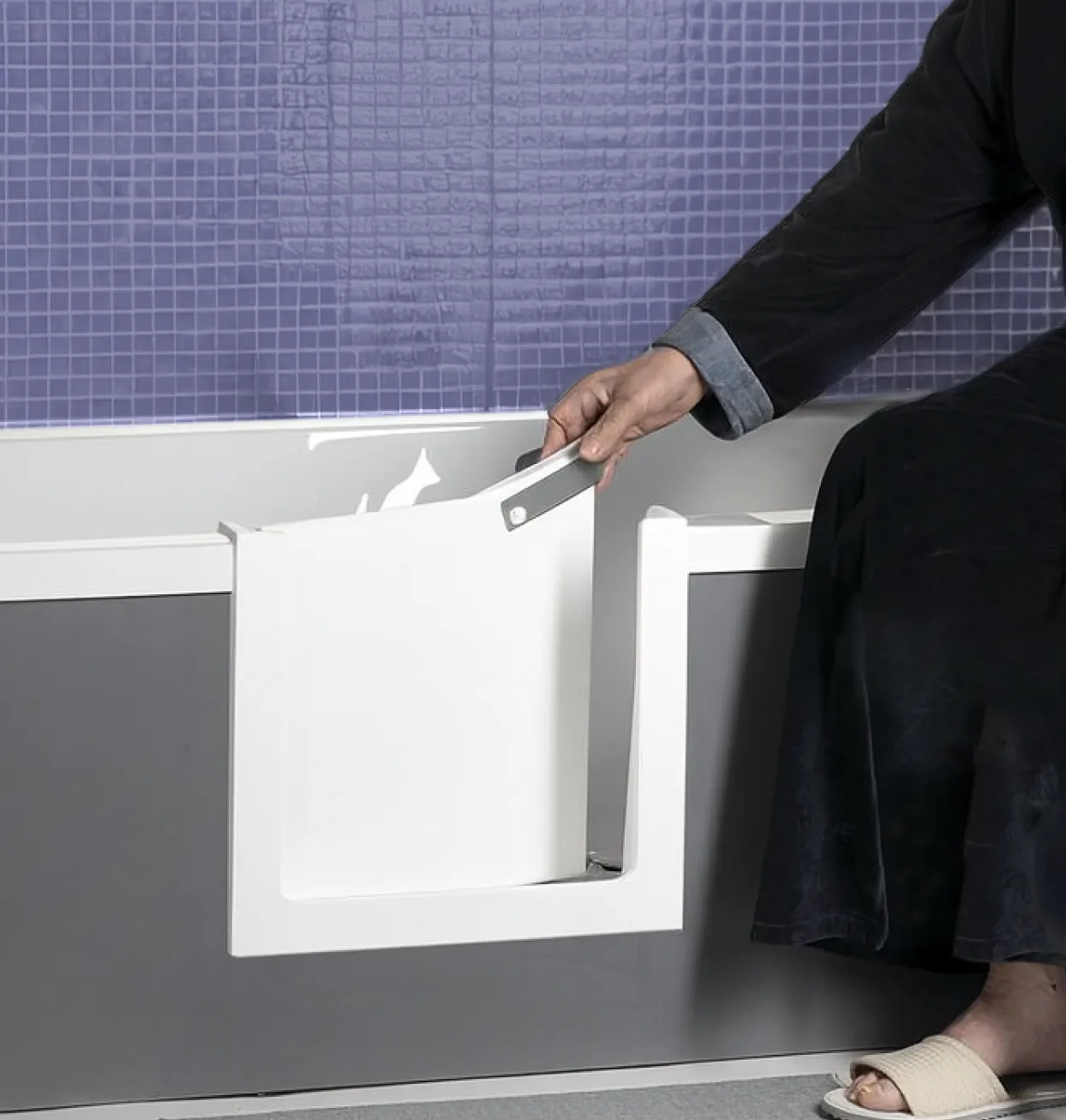 Dvířka do vany na míru Sanvio — bezpečný vstup