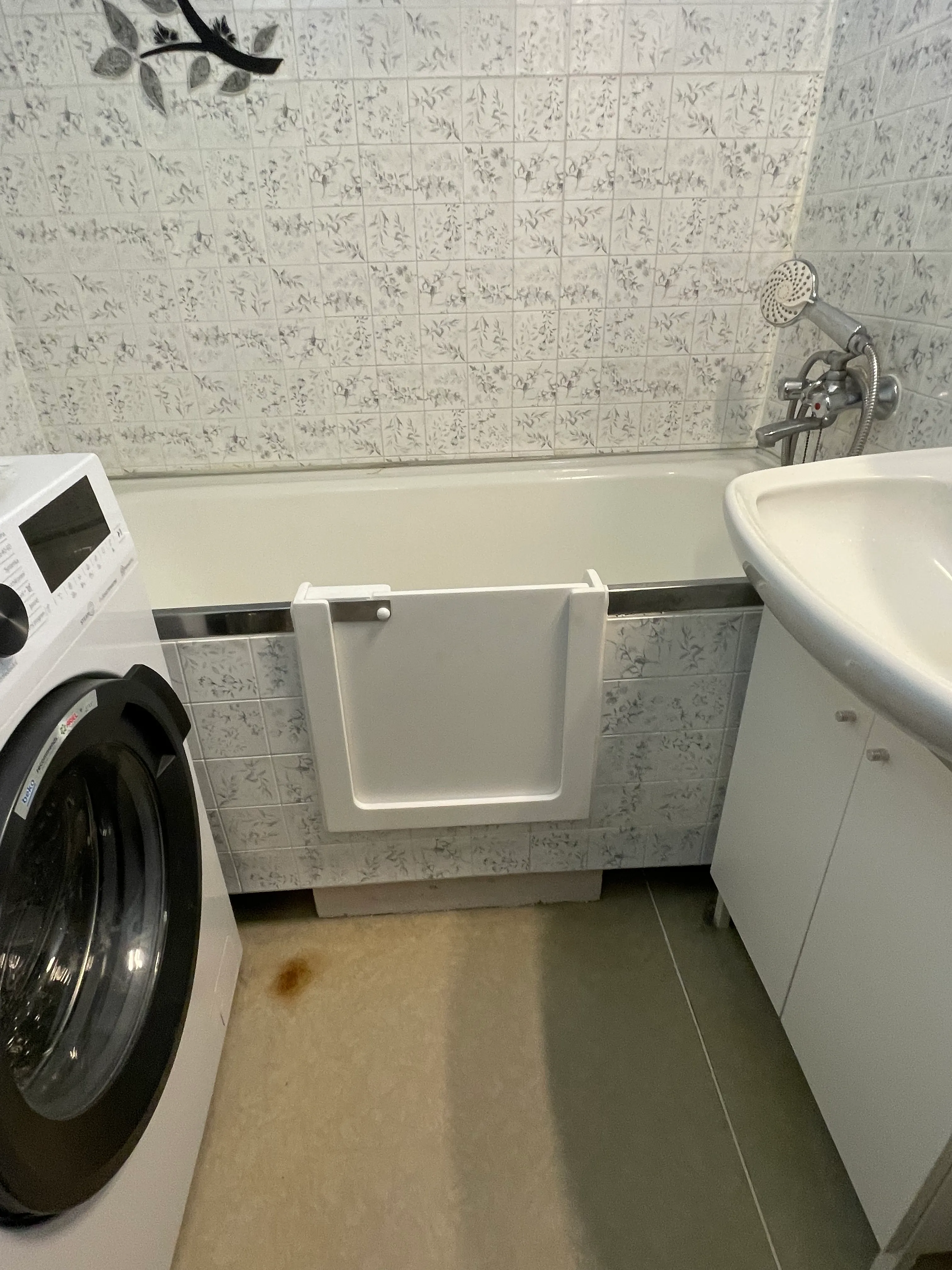 Neobezděná vana - instalace 3